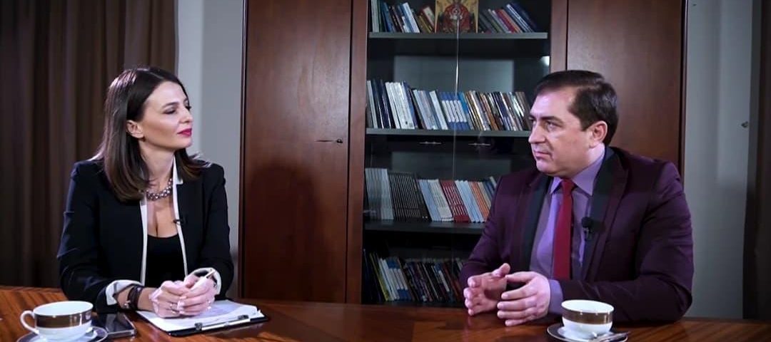 Cu inima deschisă, despre Paula Iacob, cea mai cunoscută avocată din România